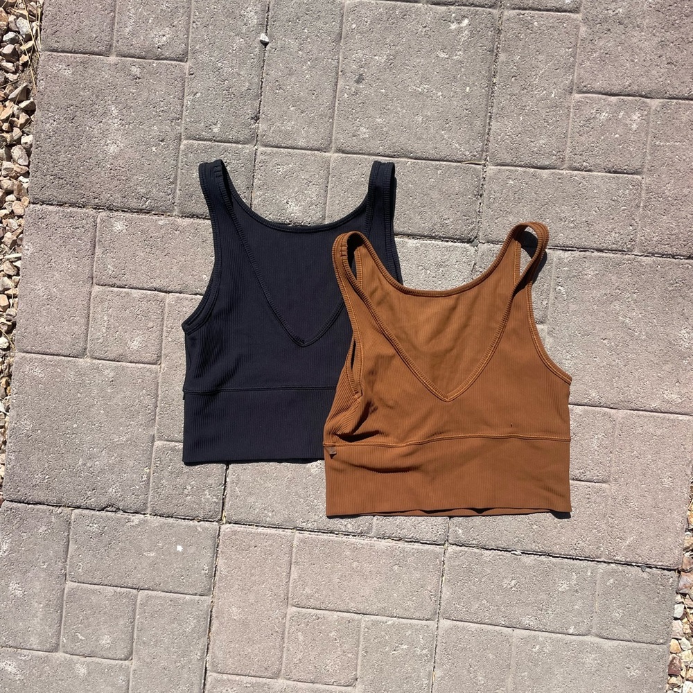 LuluLemon cropped tanks
